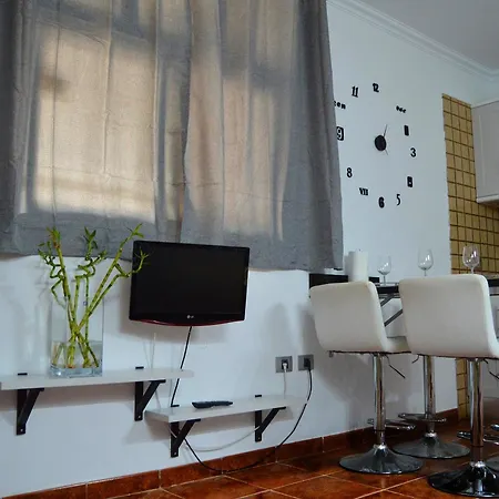 In Santa Cruz De Tenerife, With Pool Access, Furnished Garden A Arona (Tenerife)