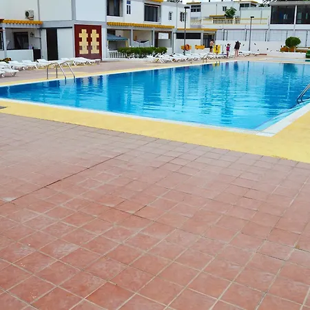 In Santa Cruz De Tenerife, With Pool Access, Furnished Garden A Arona (Tenerife)