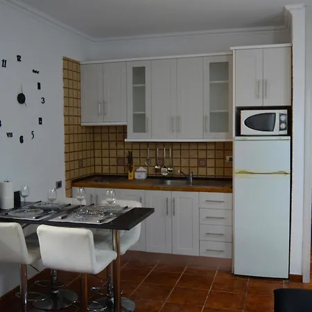 Apartment In Santa Cruz De Tenerife, With Pool Access, Furnished Garden A